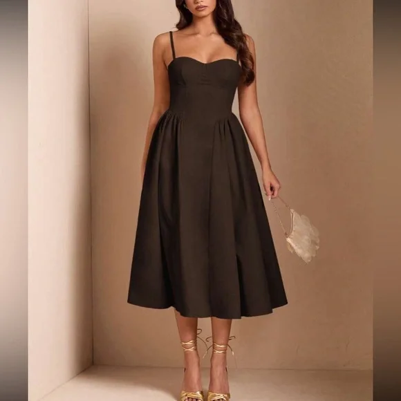 Elegant White Midi Dress - Picture 16 of 16